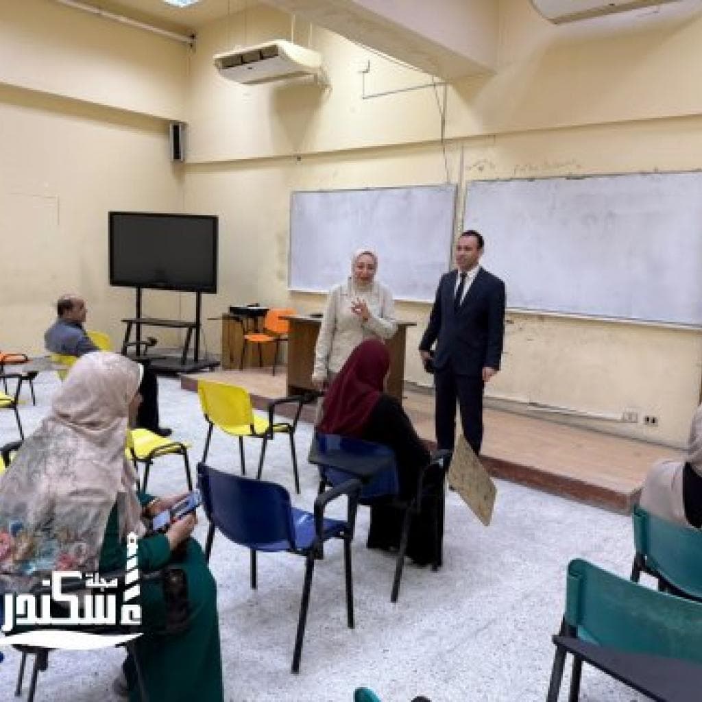 «الدراسات الاقتصادية والعلوم السياسية» بجامعة الإسكندرية تستقبل طلابها الجدد وتؤكد: جميع الإمكانات لخدمة الطلاب