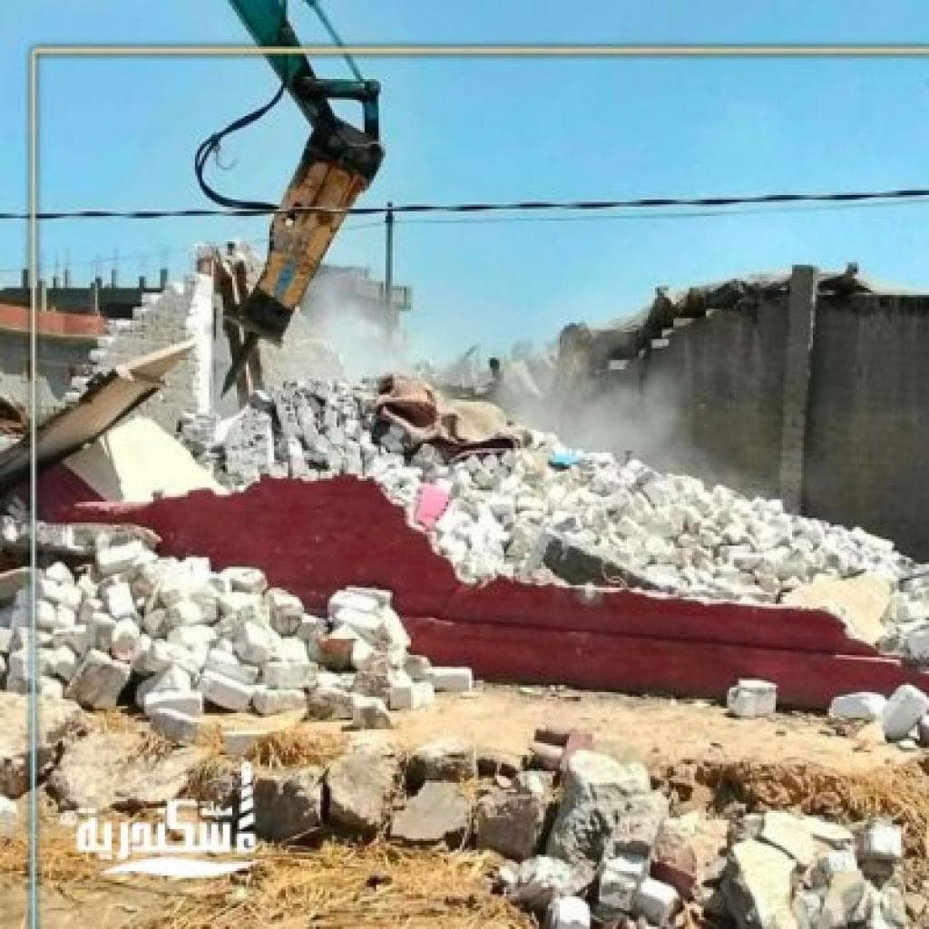 حملات مكثفة لإزالة التعديات ومخالفات البناء بمدن وأحياء الإسكندرية ضمن الموجة الـ30