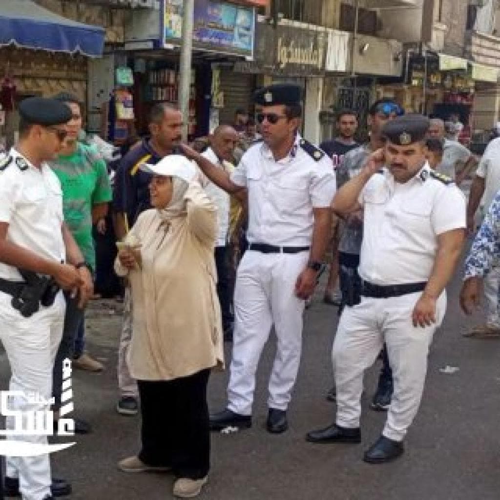 195 إشغالاً وإزالة تاندة مخالفة في حملة موسعة بحي وسط الإسكندرية