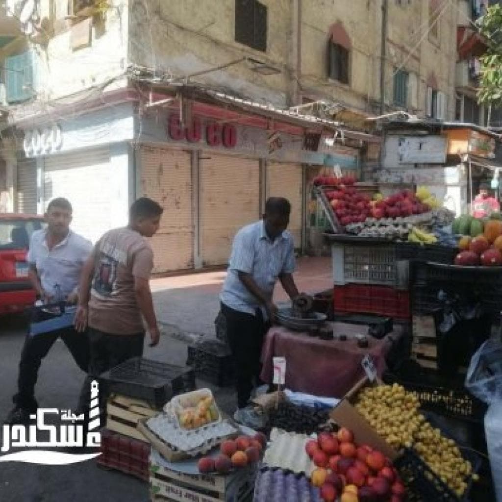 رئيس حي الجمرك يقود حملات صباحية ومسائية لإزالة الاشغالات